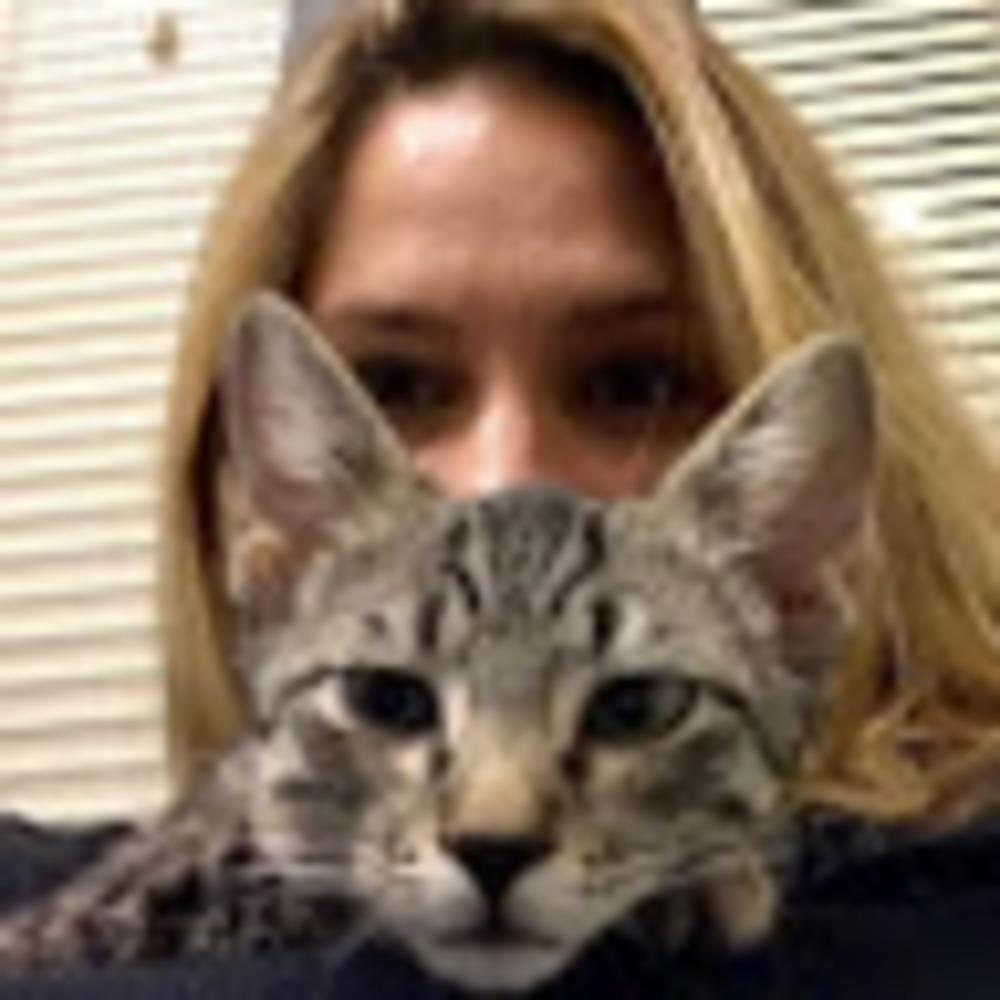 Meet your Posher, Jennifer